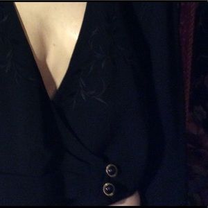 Vintage black evening jacket embroidered collars